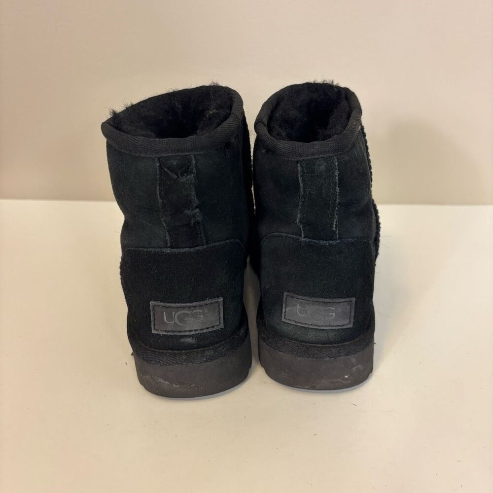 UGG Black Mini Fur Lined Winter Boots Women's Size 7 - Picture 2 of 8